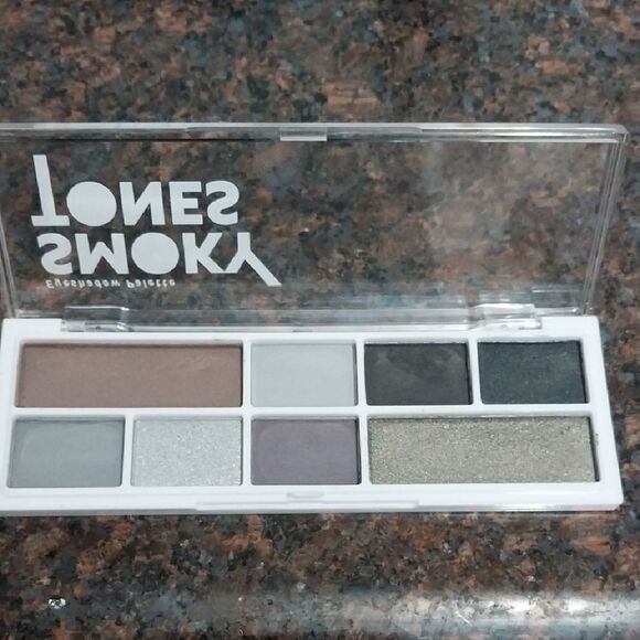 Vera Bradley Black Quilted Wallet - Picture 2 of 10